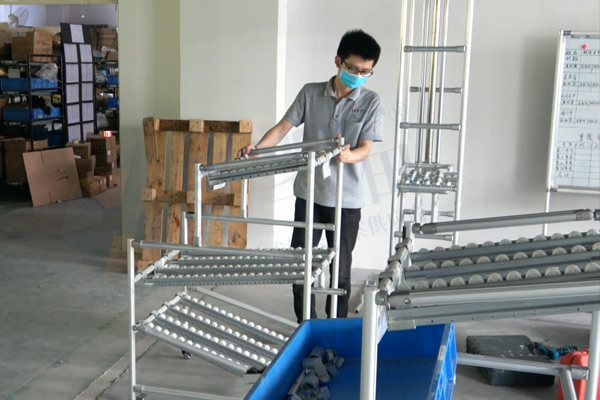 【精益LCIA219】自動上料機(jī)構(gòu)-AGV單側(cè)對接模塊