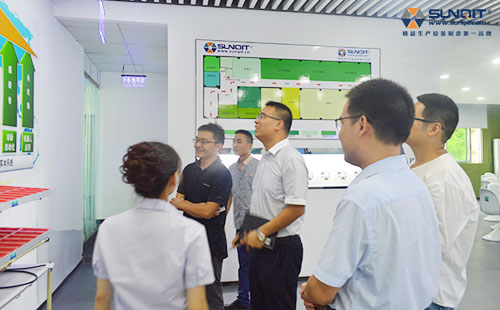 公牛參觀興千田 公牛參觀興千田