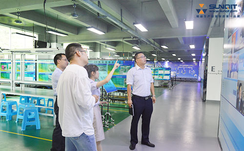 公牛參觀興千田 公牛參觀興千田