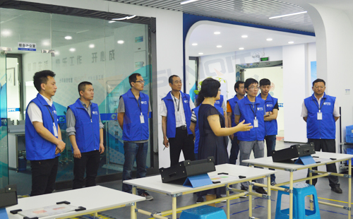 低成本智能自?xún)P化技能實(shí)操班 低成本智能自?xún)P化技能實(shí)操班