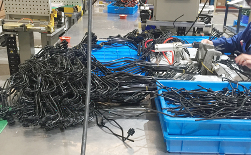 現(xiàn)場(chǎng)實(shí)況 現(xiàn)場(chǎng)實(shí)況