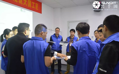 80屆低成本智能自働化技能實操班圓滿落幕. 80屆低成本智能自働化技能實操班圓滿落幕.