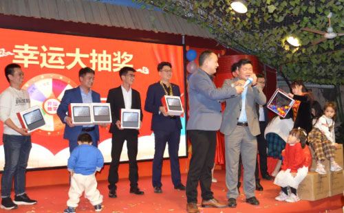 二等獎：空氣炸鍋，Redmi小愛觸屏音響