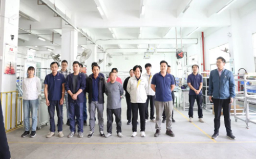 興千田生產(chǎn)車間11月表彰大會(huì) 興千田生產(chǎn)車間11月表彰大會(huì)