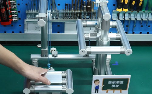 【精益LCIA347】LCIA模組之踏板裝置 【精益LCIA347】LCIA模組之踏板裝置